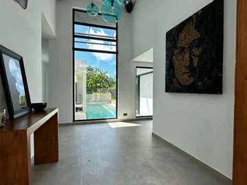 6 Bedroom Villa