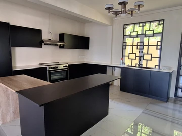 Maison de 4 Chambres