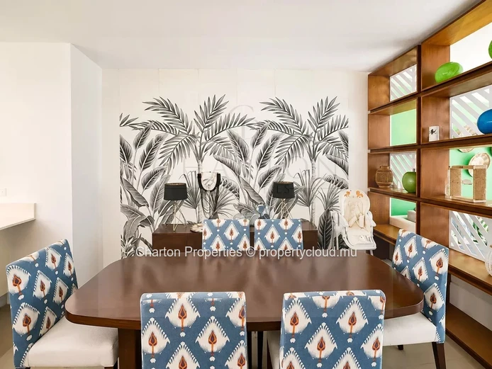 Triplex de 3 chambres au cœur de Péreybère, entre élégance tropicale et art de vivre mauricien