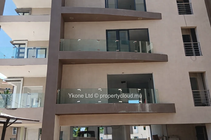 Apartment For Sale In Quatre Bornes