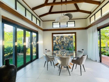 4 Bedroom Villa