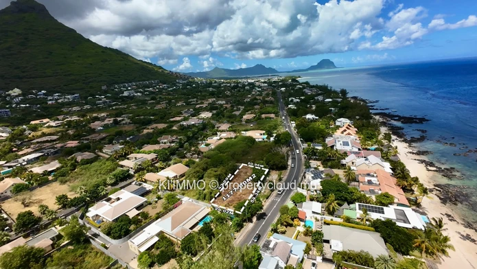 Terrain 1 177 m² à Tamarin -