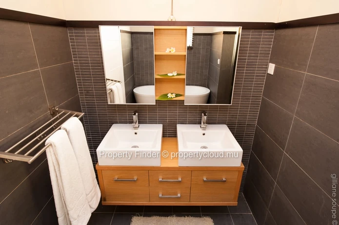 Magnifique Duplex à Tamarin avec Vue Mer – Disponible uniquement pour les Mauriciens