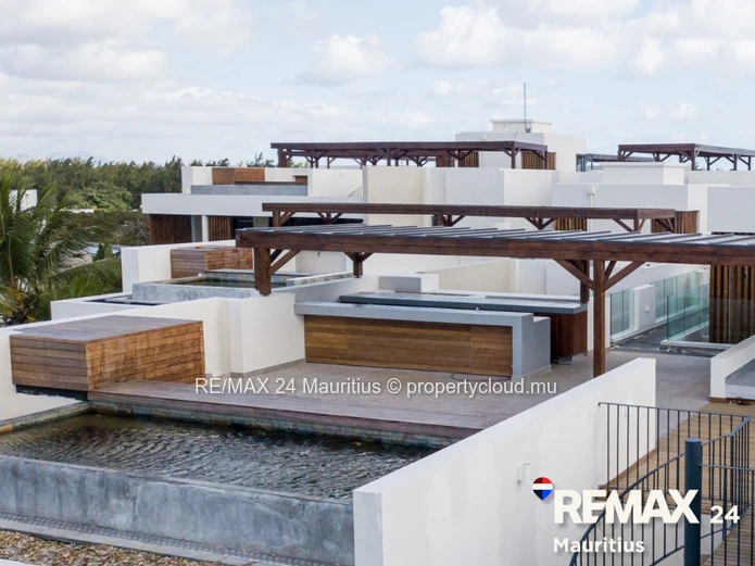 3 Bedroom Apartment At Le Savoy Apartments