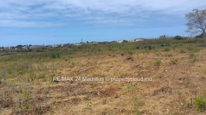 Prime Coastal Investment in Grand Baie: Exclusive Land Package or Individual 805 m² Stands