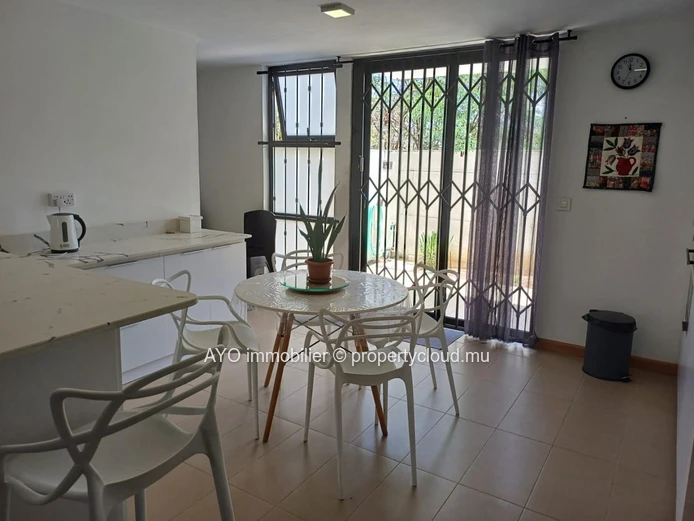 2 beds apartment with common pool in a secured residence at walking distance from Mon choisy beach