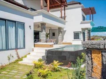 4 Bedroom Villa