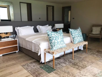 4 Bedroom Villa