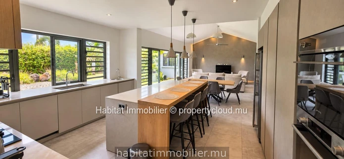 Villa moderne de 335 m2 meublé et équipé à Moka