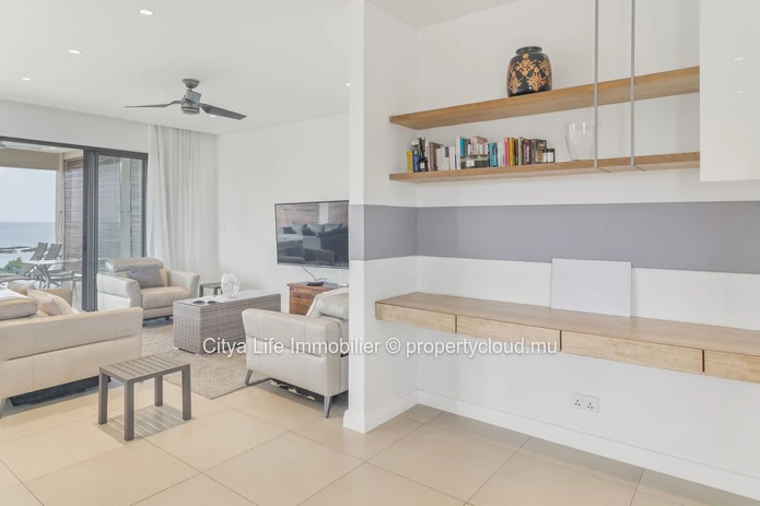 Furnished 3-Bedroom Penthouse with Pool in Pointe aux Biches