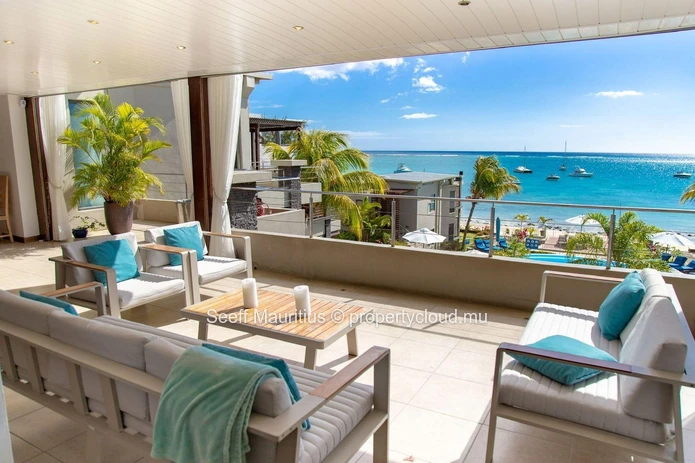 Penthouse exceptionnel, pieds dans l'eau – Vue mer imprenable