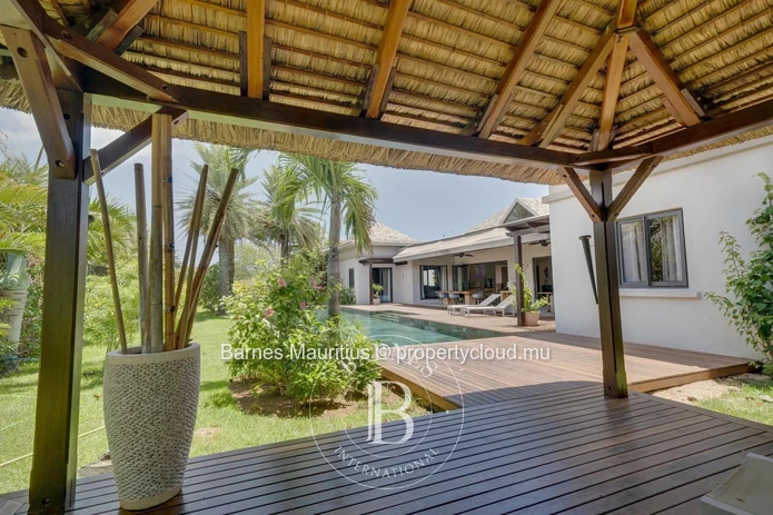GRAND BAIE - Villa high standing - 5 bedrooms