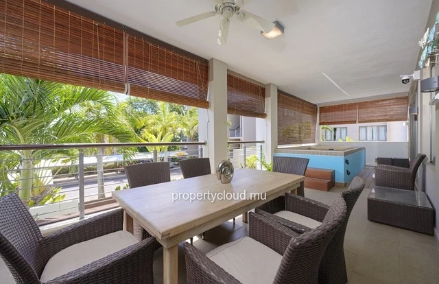 A vendre magnifique appartement de 3 chambres en suite accessible aux étrangers à Bain Bœuf.