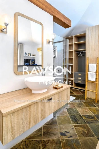 A Tropical Haven In Calodyne