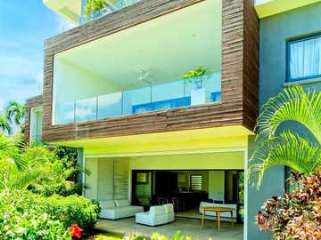Just minutes from the beach