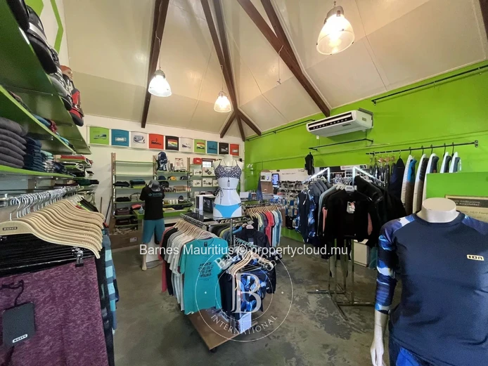 LE MORNE - Local commercial - 35 m²
