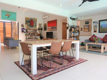 4 Bedroom Villa