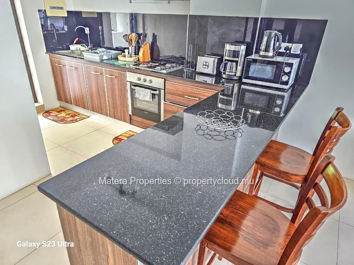 Superbe appartement de 110m² à Flic en Flac avec piscine commune et parking sécurisé - Entièrement meublé et proche d...