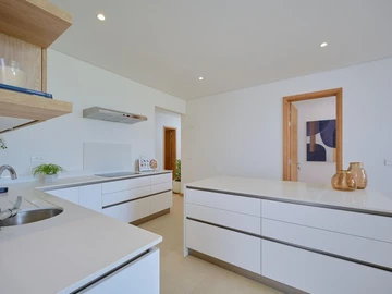 4 Bedroom Apartment