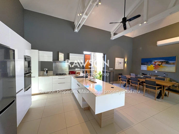 4 Bedroom Villa | Garden And Pool | Pds | Pereybere | Accessible To Foreigners | €