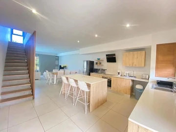4 Bedroom Townhouse, Duplex