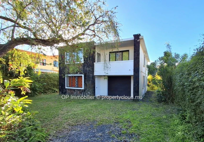Maison de 3 chambres à vendre à Curepipe avec jardin