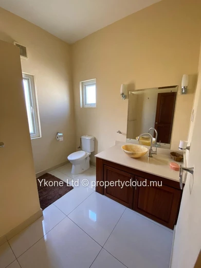 House For Sale In Albion