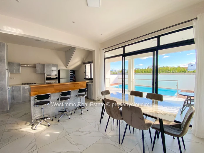 Recent house with swimming pool for long-term rent in Péreybère, Mauritius