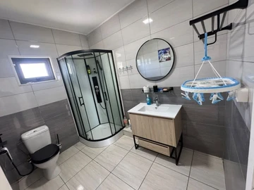 2 Bedroom Townhouse, Duplex