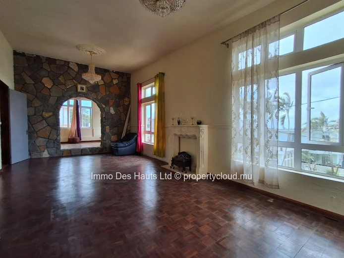 House of 6 bedrooms for sale trou aux cerfs 