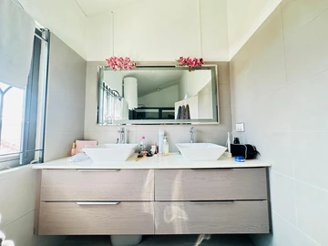 4 Bedroom Apartment