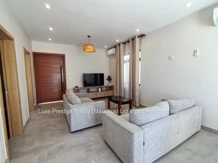 Villa Moderne Neuve de 3 Chambres avec Piscine Privée à Louer à Calodyne | À 20 Minutes de Northfields International ...