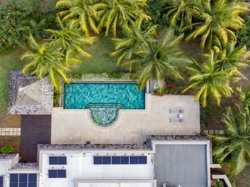 4 Bedroom Villa