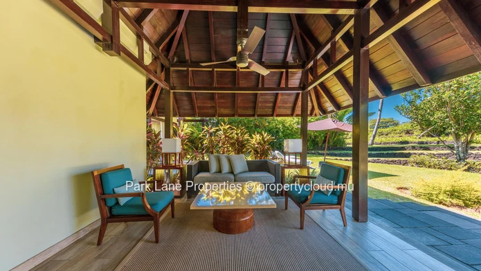 Luxury IRS Four Seasons Villa Suite with Private Pool, Golf & Ocean Views