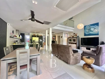 3 Bedroom Townhouse, Duplex