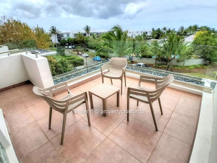 4-bedroom family home with terraces – Azuri