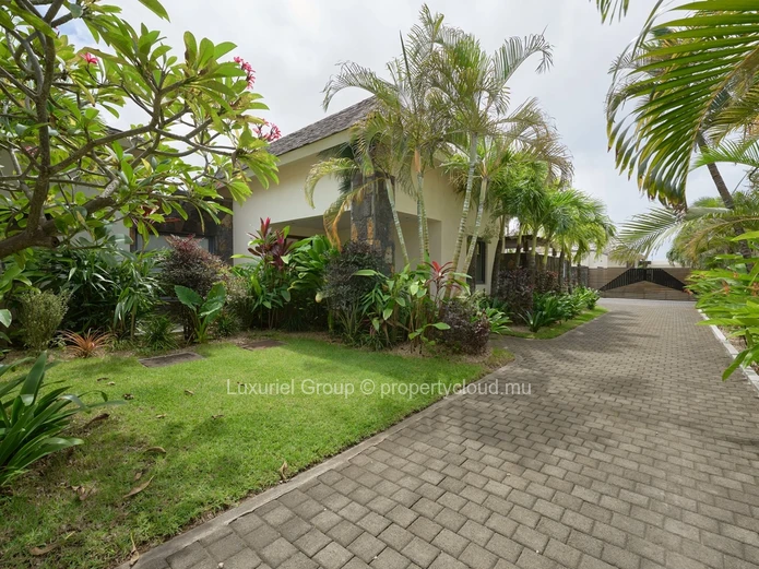 Sublime Villa De 4 Chambres-En-Suite - Res Tahitia