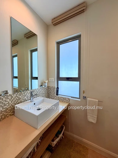 Penthouse En Front De Mer À Vendre | Trou Aux Biches, Île Maurice