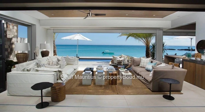Villa Exceptionnelle en bord de mer