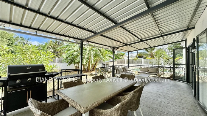 For Sale - Property Investment Opportunity in Residential Tamarin