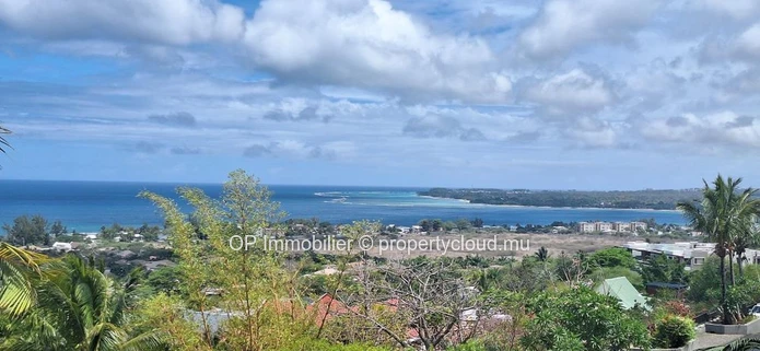 Luxurious Apartment with Stunning Views in Tamarin