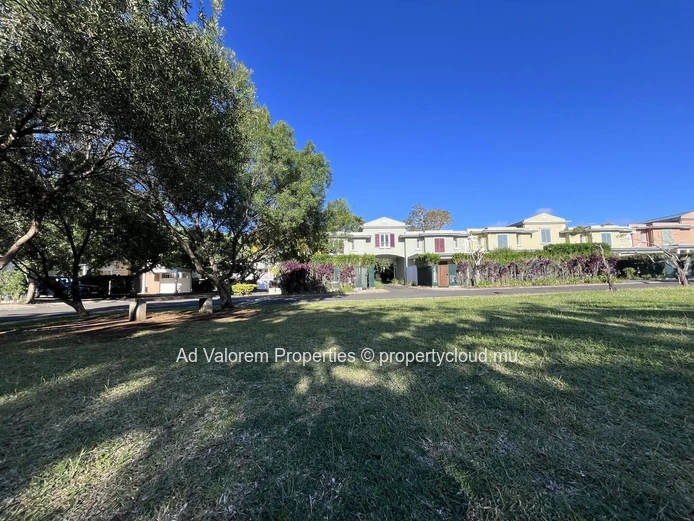 4-Bedroom Duplex for Rent in Moka
