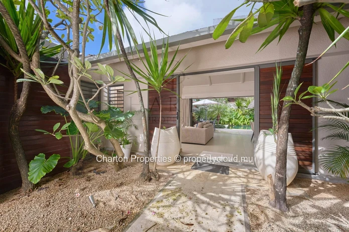 Luxury 3-bedroom villa with a private pool just minutes from Grand Baie