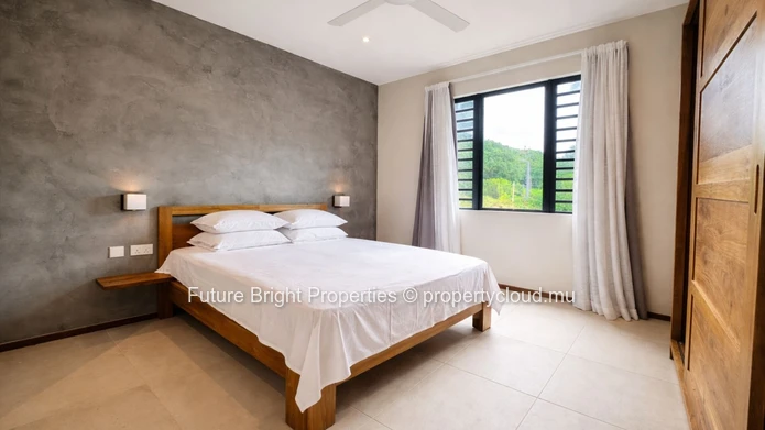 Villa Contemporaine d’Exception au Domaine de Palmyre – Vue Panoramique (Mandat exclusif)