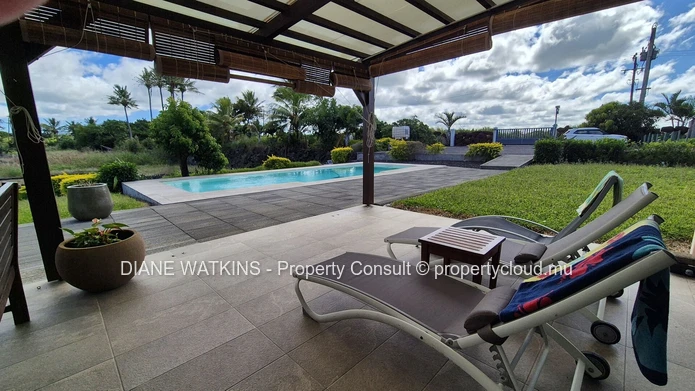Elegant Countryside Home in Mon Désert – A Rare Gem with Mountain & Sea Views