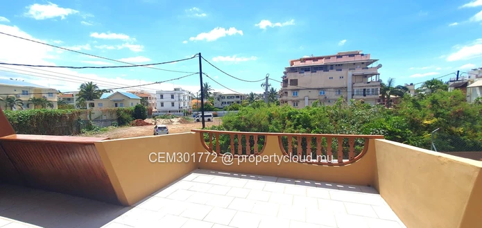 Villa for sale in Flic en Flac