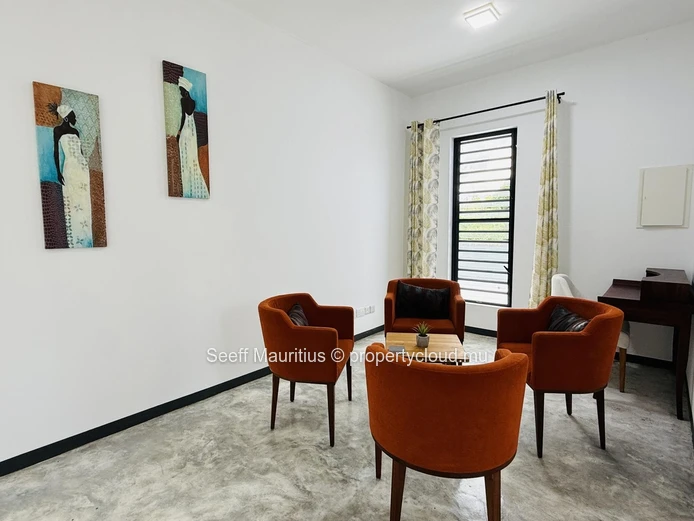 Villa Contemporaine 3 Chambres à Calodyne