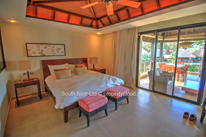 Luxury 3-Bedroom Sea View Apartment in Prestigious Golf Estate