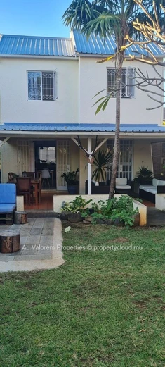 3-Bedroom House for Sale in Tamarin with Garden