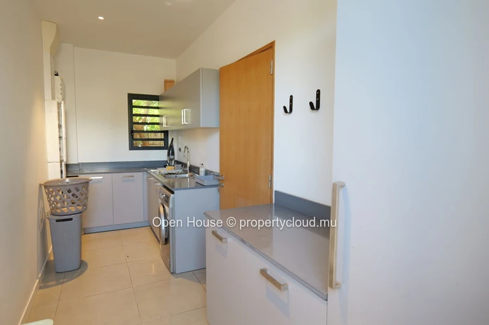Luxury 3-Bedroom PDS Villa with Private Pool in Tamarin